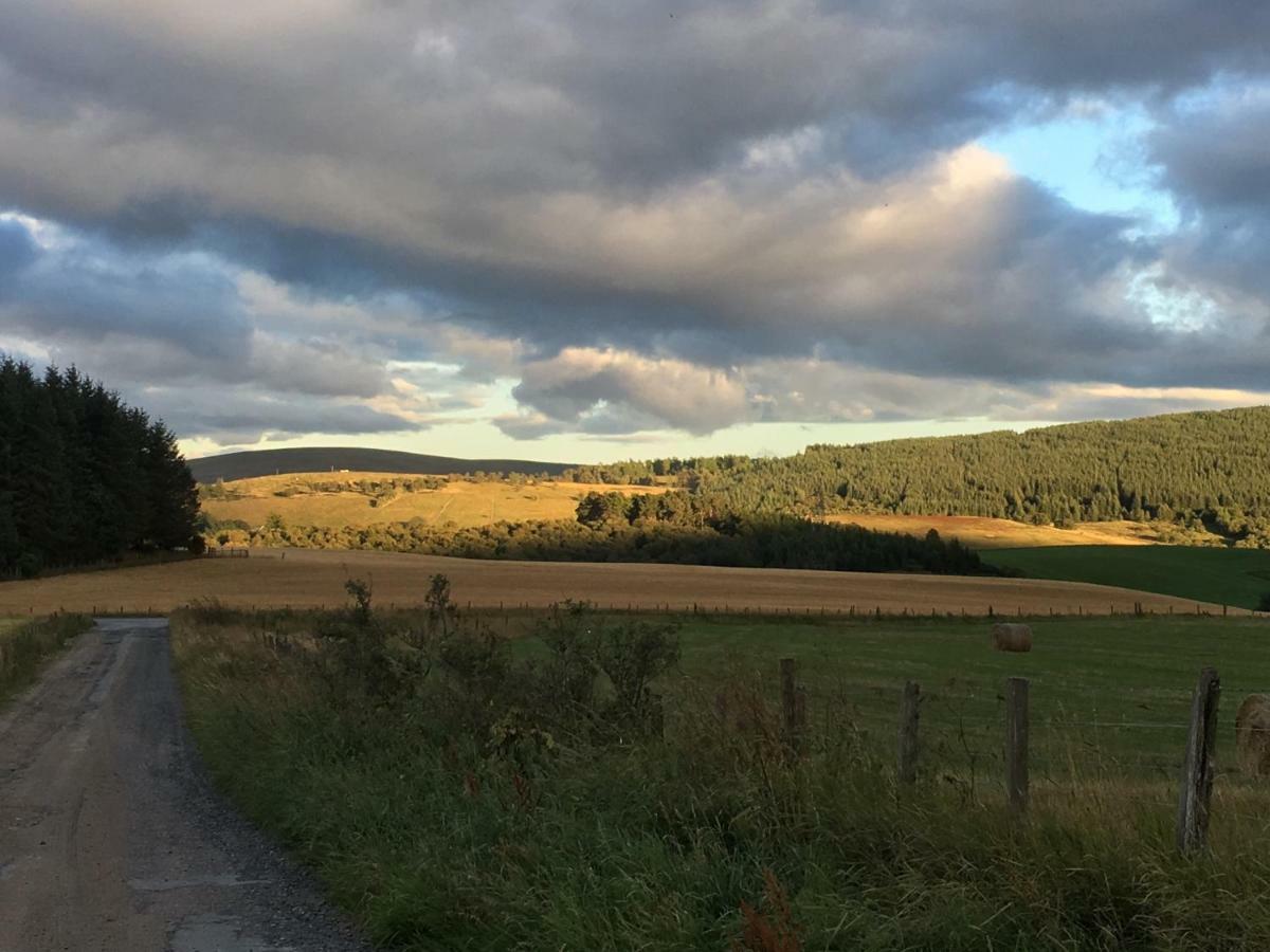 Hillside Havens Villa Dufftown Buitenkant foto